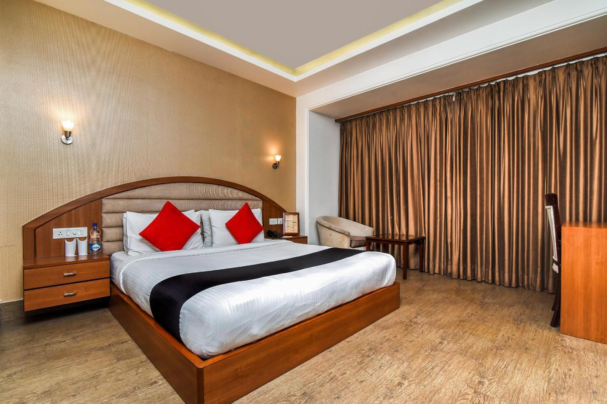 Hotel Msk Residency New Delhi Bagian luar foto