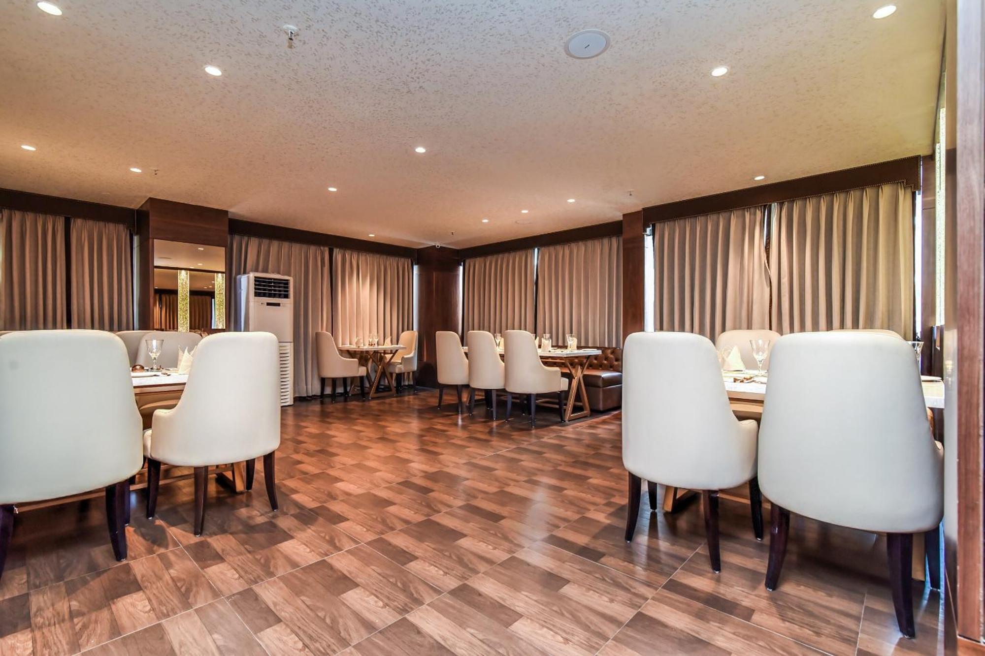 Hotel Msk Residency New Delhi Bagian luar foto