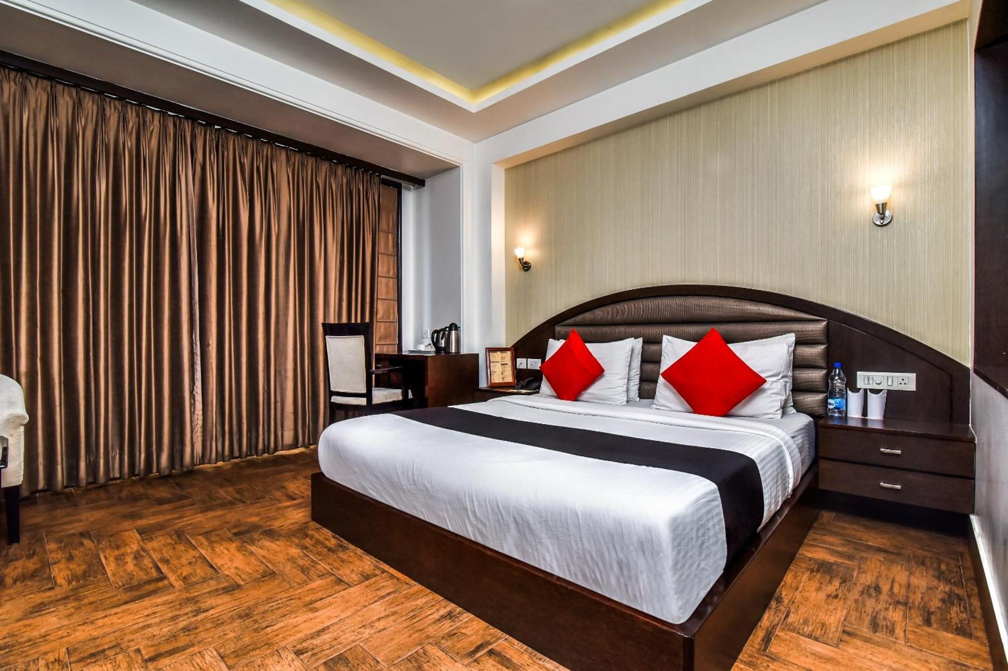 Hotel Msk Residency New Delhi Bagian luar foto